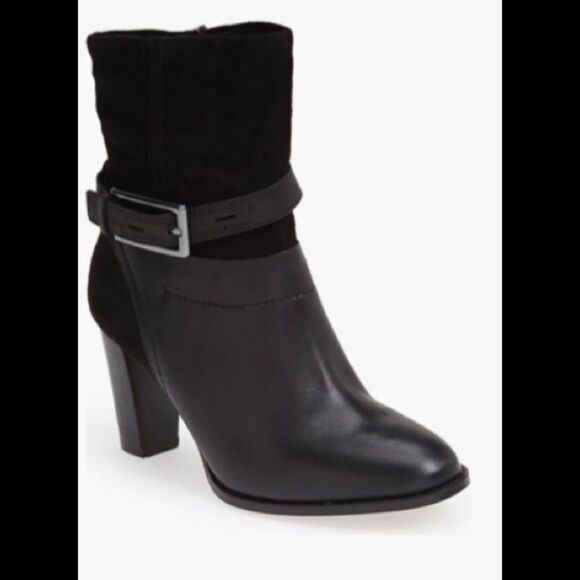 NEW Clarks Kacia Garnet Black Leather Bootie 6.5 - Picture 1 of 12